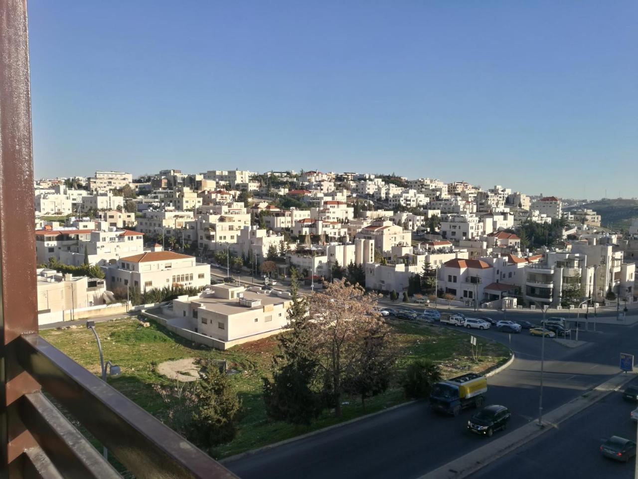 Dair Ghbar Gate Apartments Амман Екстер'єр фото