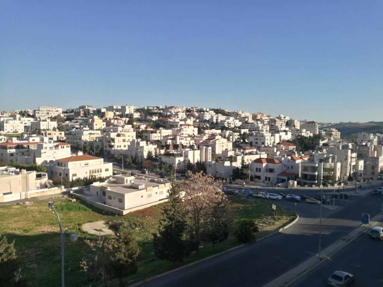 Dair Ghbar Gate Apartments Амман Екстер'єр фото