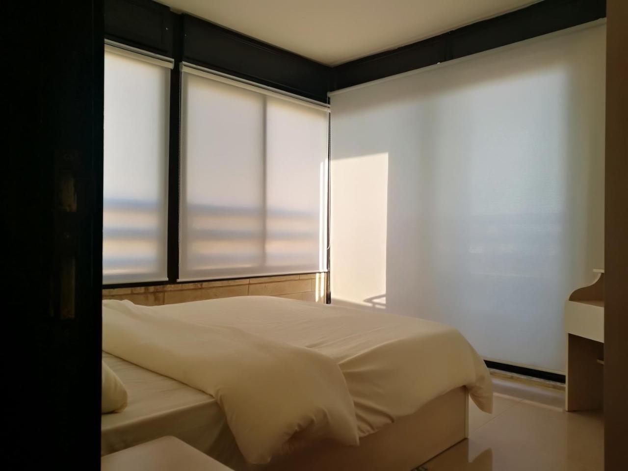 Dair Ghbar Gate Apartments Амман Екстер'єр фото